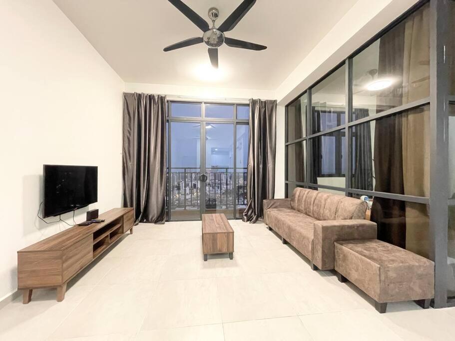 Quartz Near To Jonker Walk With Infinity Pool Cozy 3B2B Apartamento Malacca Exterior foto