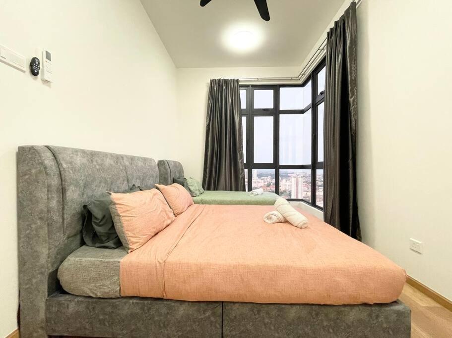 Quartz Near To Jonker Walk With Infinity Pool Cozy 3B2B Apartamento Malacca Exterior foto