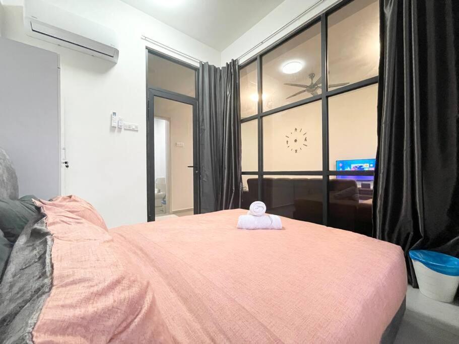 Quartz Near To Jonker Walk With Infinity Pool Cozy 3B2B Apartamento Malacca Exterior foto